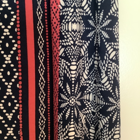 Cato Ladies Pull-Up Elastic Waist Maxi Skirt / Slit On One Side Size S - Picture 3 of 6